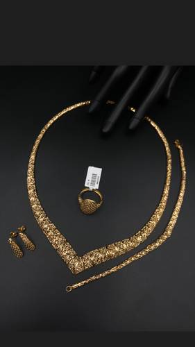 طقم ذهب أصفر عيار 21