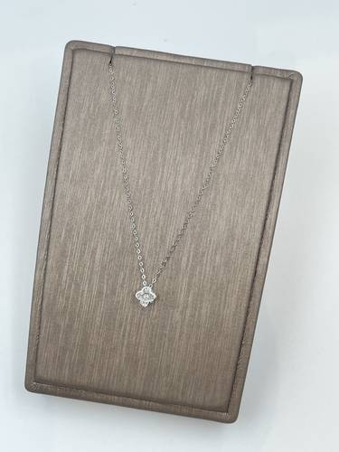 DIAMOND NECKLACE 
