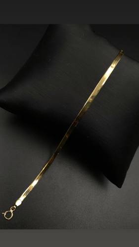 سوارة ذهب عيار 18