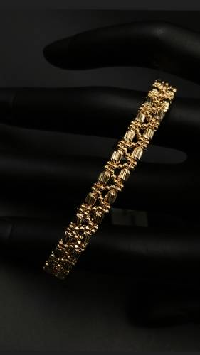 سوارة ذهب عيار 18