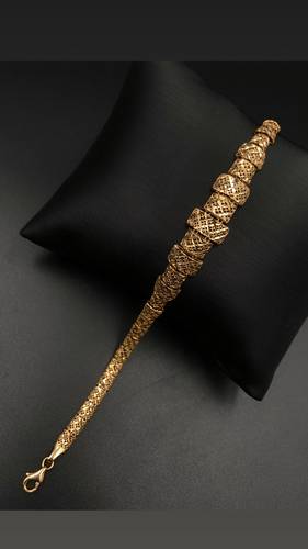 GOLD BRACELET K21