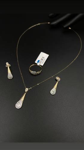 YELLOW GOLD HALF SET K18