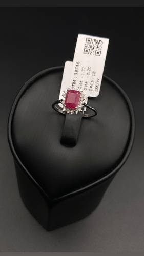 NATURAL DIAMOND RING WITH GOLD K18