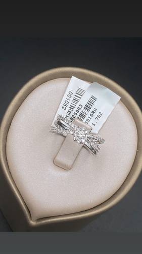 NATURAL DIAMOND RING WITH GOLD K18