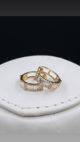 YELLOW GOLD EARINGS 18K
