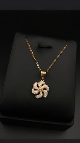 GOLD NECKLACE K21 WITH CULTURED PEARL