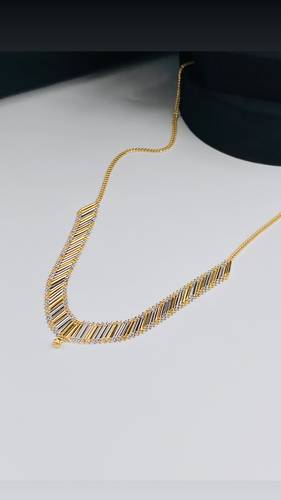 عقد ذهب أصفر عيار 18