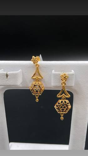 GOLD EARINGS K21