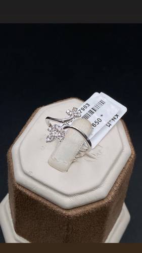 NATURAL DIAMOND RING WITH GOLD K18