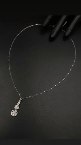 NATURAL DIAMOND NECKLACE WITH GOLD K18