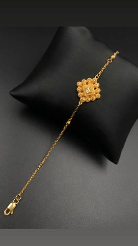 GOLD BRACELET K21