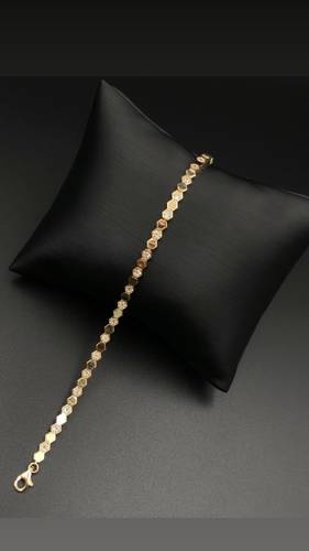 سوارة ذهب عيار 18