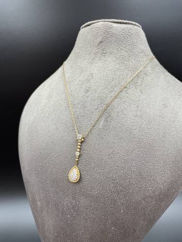 18K GOLD NECKLACE