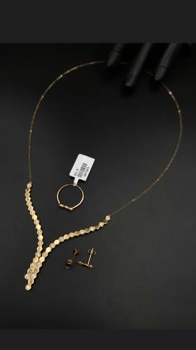 YELLOW GOLD HALF SET K18