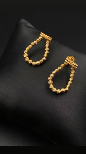 GOLD EARINGS K21