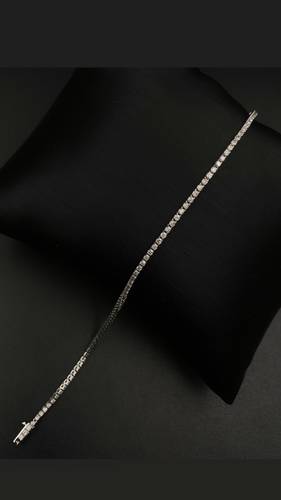 سوارة الماس طبيعي مع ذهب عيار 18