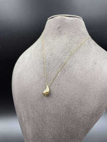 18K GOLD NECKLACE