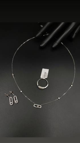 نص طقم ذهب أبيض عيار 18