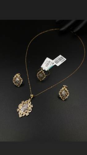 YELLOW GOLD HALF SET K18