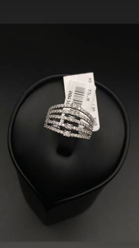 NATURAL DIAMOND RING WITH GOLD K18