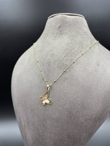18K GOLD NECKLACE 