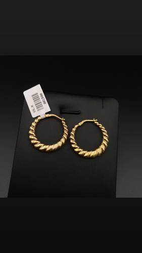 حلق ذهب أصفر عيار 18