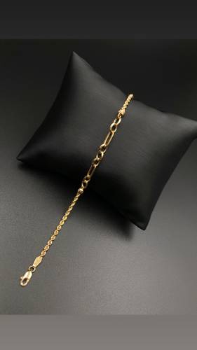 سوارة ذهب عيار 18
