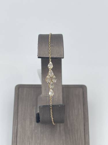 إسوارة ألماس طبيعي عيار ١٨