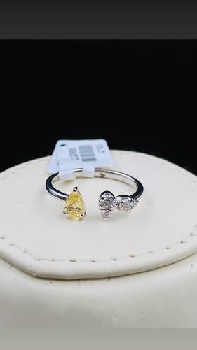 NATURAL DIAMOND RING WITH GOLD K18