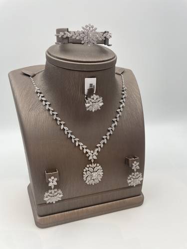 18K WHITE GOLD FULL SET