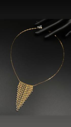 عقد ذهب أصفر عيار 18