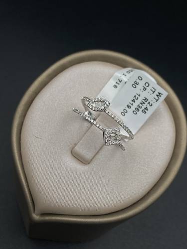 NATURAL DIAMOND RING WITH GOLD K18