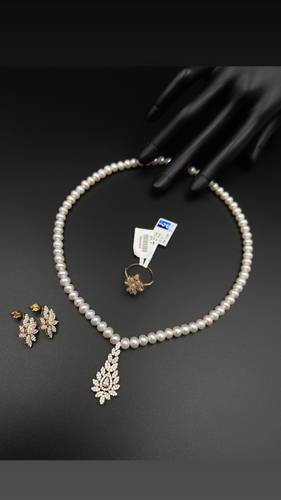 WHITE GOLD HALF SET K18