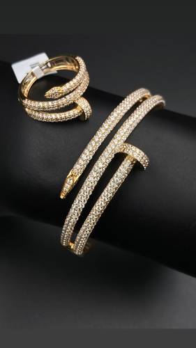 سوارة مع خاتم ذهب عيار 18
