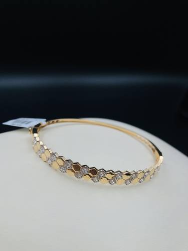 سوارة ذهب عيار 18