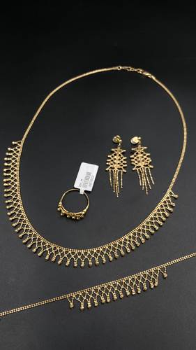 YELLOW GOLD SET K18