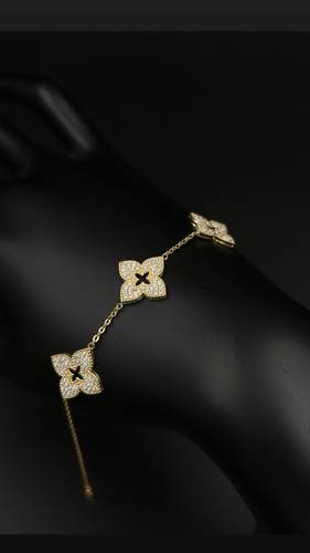 سوارة ذهب عيار 18