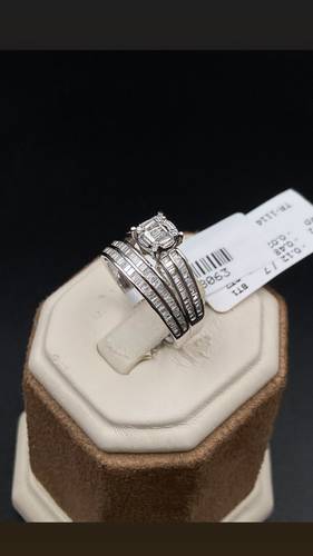 NATURAL DIAMOND TWINS RING WITH GOLD K18
