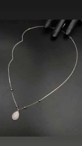 WHITE GOLD NECKLACE K18