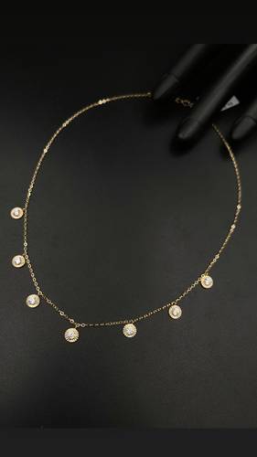 عقد شوكر ذهب عيار 18