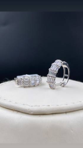 WHITE GOLD EARINGS K18