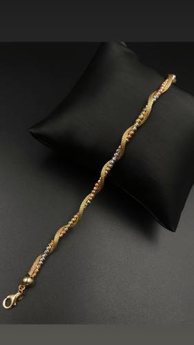 سوارة ذهب عيار 18