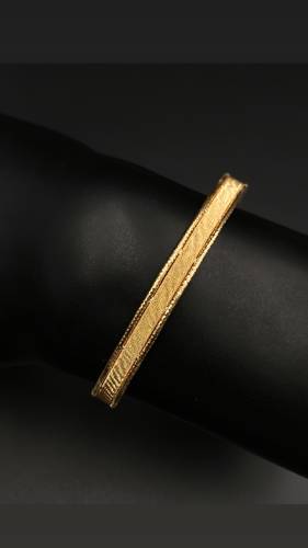 سوارة ذهب عيار 18
