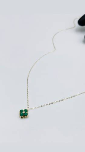 GOLD NECKLACE K18