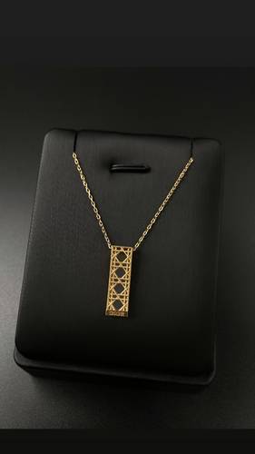 عقد ذهب أصفر عيار 18