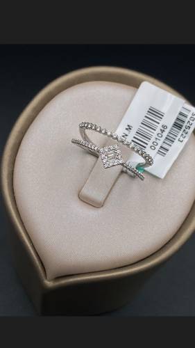 NATURAL DIAMOND RING WITH GOLD K18