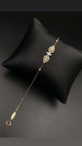 GOLD BRACELET K18