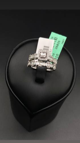 NATURAL DIAMOND RING WITH GOLD K18