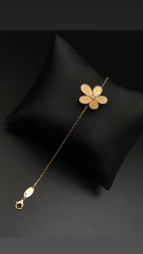 GOLD BRACELET K18