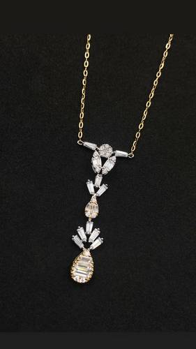 YELLOW GOLD NECKLACE K18